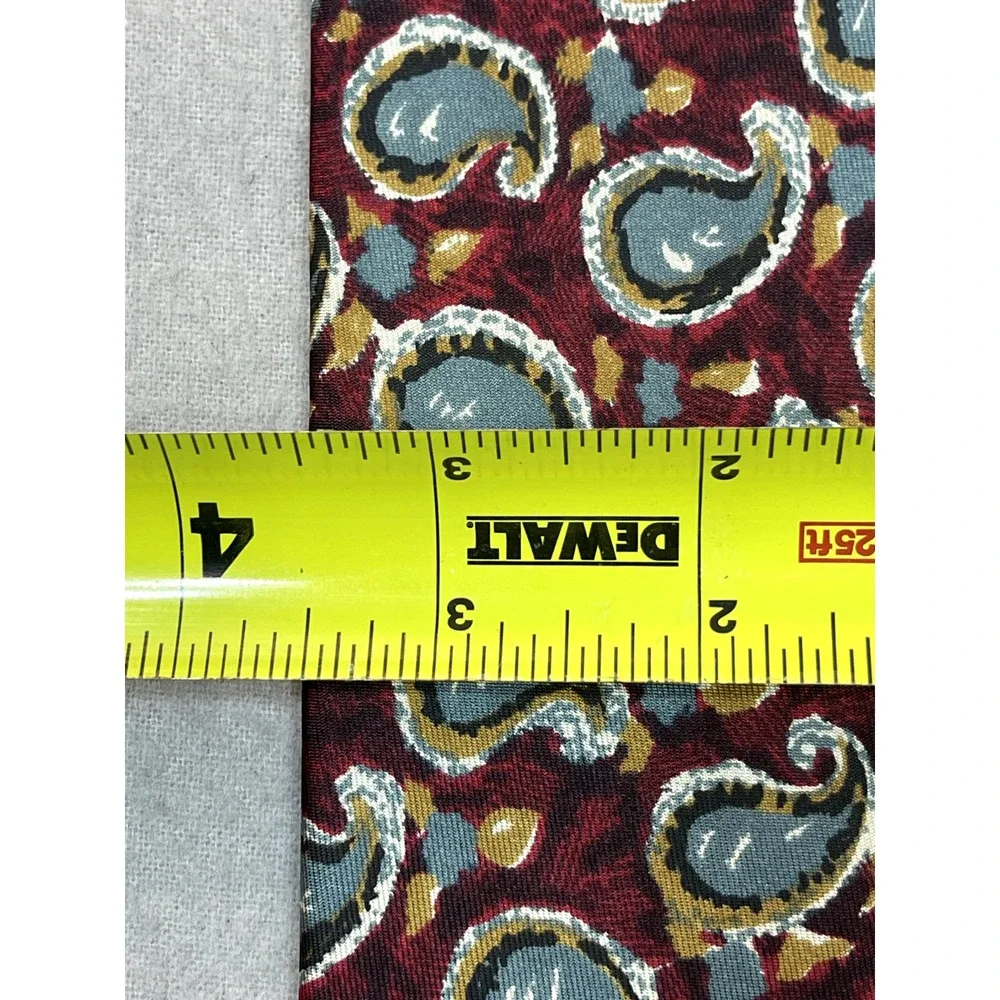 Kuppenheimer silk tie Italy burgundy Wine Gray Paisley‎ 56